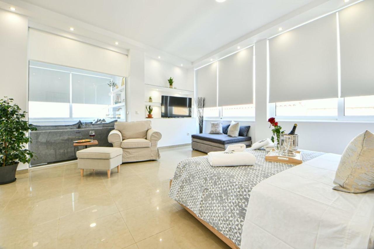 Aeolis Suites アテネ エクステリア 写真